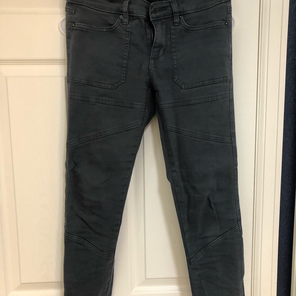 Motor cut gray pants